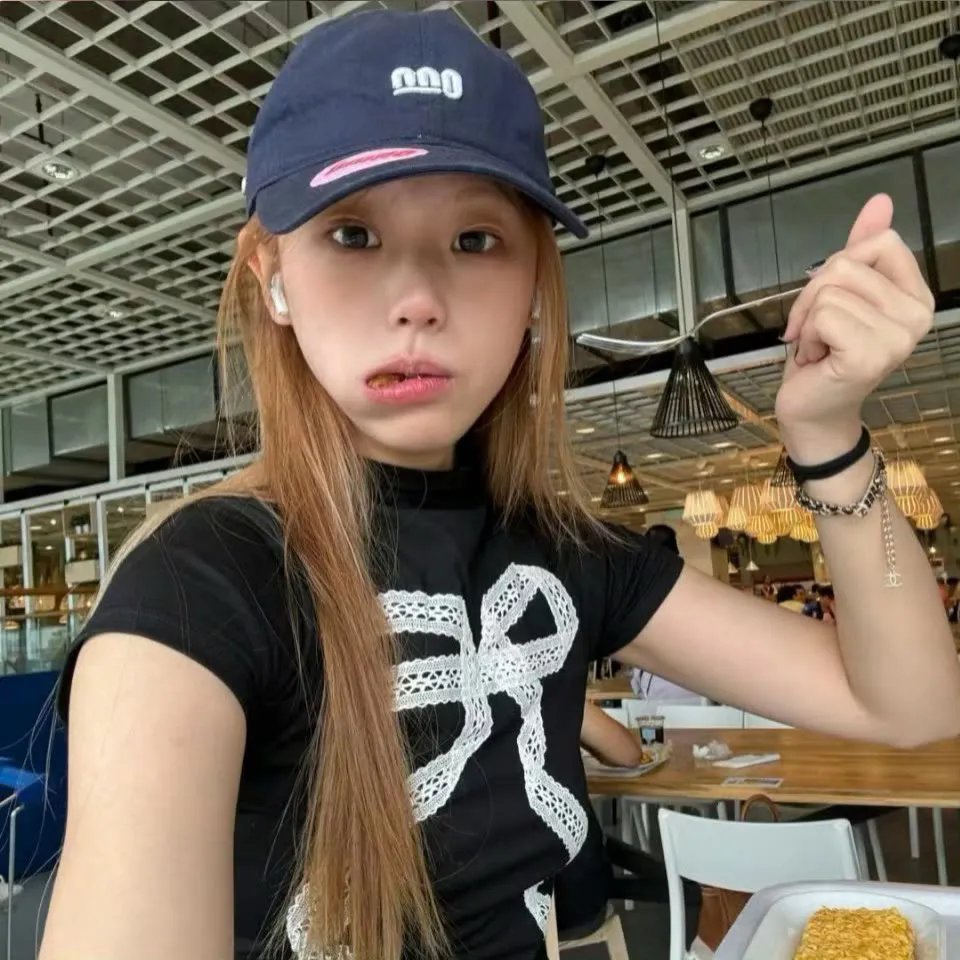 下流世界 海报